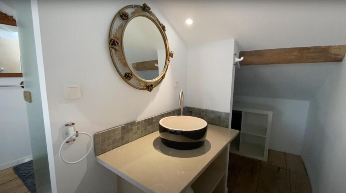 48 Urban Suites Dun-le-Palestel Camera foto